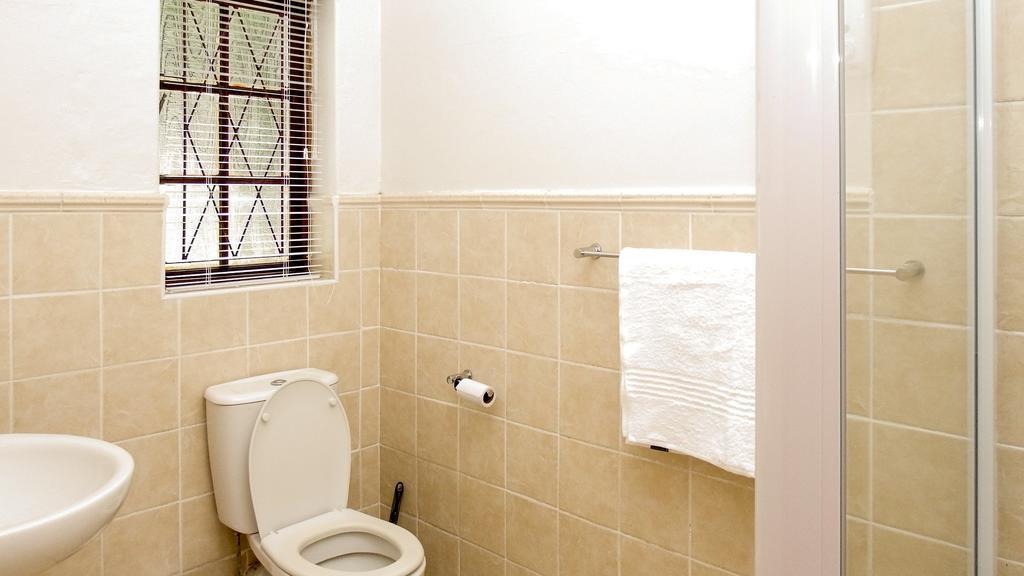 39 On Nile Guest House Port Elizabeth Bilik gambar