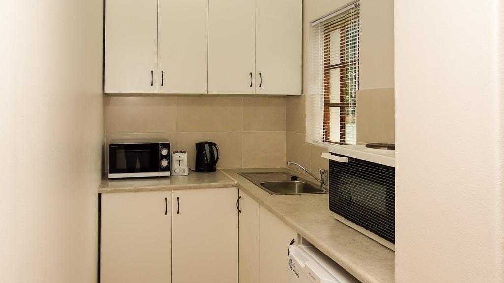 39 On Nile Guest House Port Elizabeth Bilik gambar