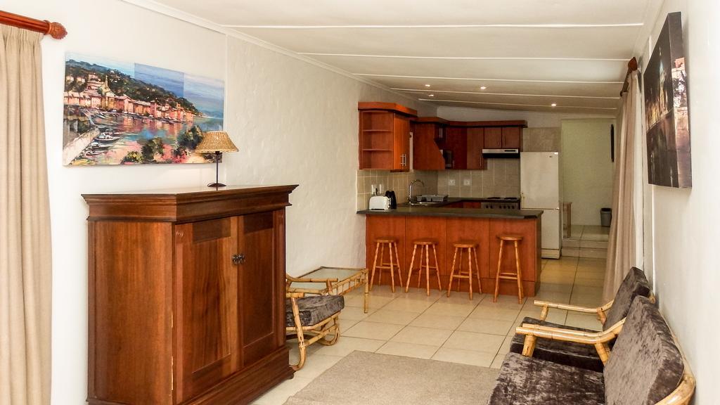39 On Nile Guest House Port Elizabeth Bilik gambar